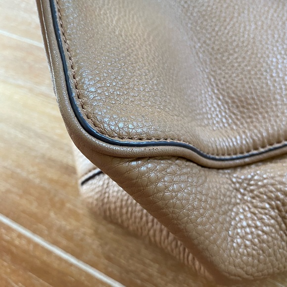 Tory Burch Robinson Pebbled Multi Tote - Picture 16 of 16